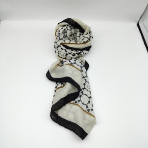 Black border cotton and linen autumn and winter outer wear shawl